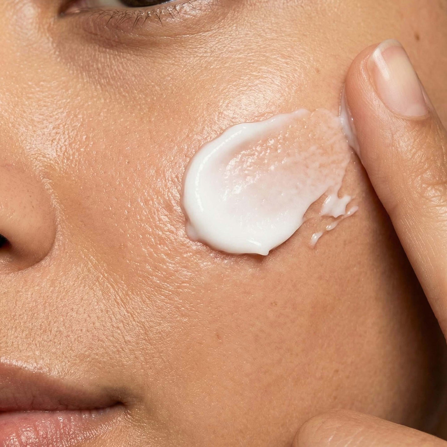 Face & Eye Instant Blur Primer