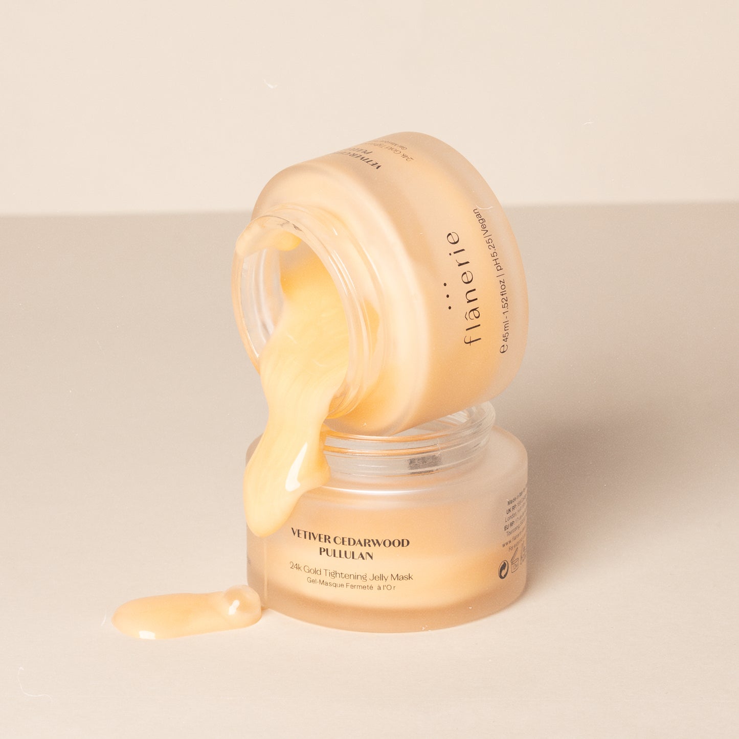 24 Ayar Altın Sıkılaştırıcı Jöle Maskesi
