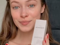 Dark-Circles-Relief-&-Uplift-Eye-Serum-How-to-Use-Videos-Without Captions Anastasia